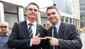 Em carta, Bolsonaro indica Flávio como pré-candidato à Presidência