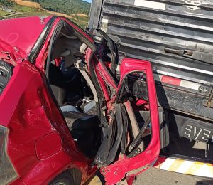 Colisão em Ilhota deixa quatro feridos