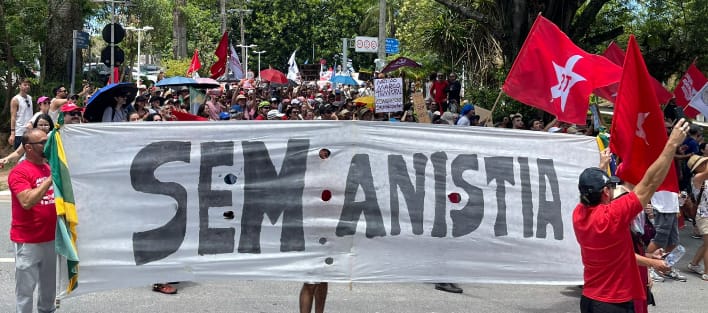 Protestos contra PL da dosimetria e anistia reúnem milhares manifestantes em capitais