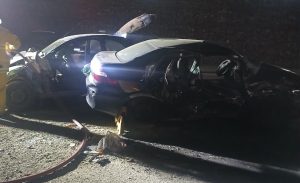Grave acidente entre carros deixa feridos e uma pessoa morta na BR-470
