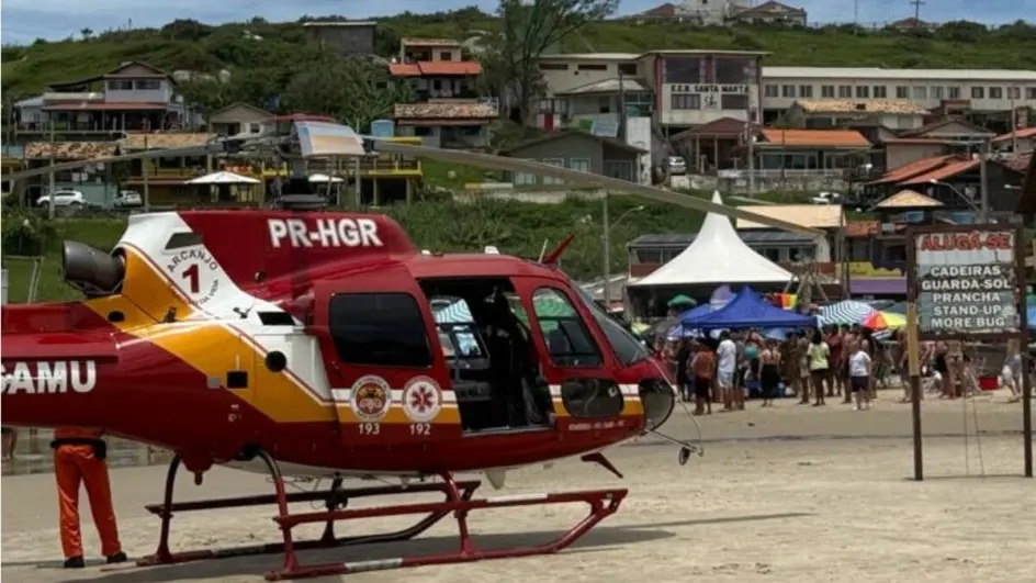 Banhista de 37 anos morre após mal súbito na Prainha do Farol