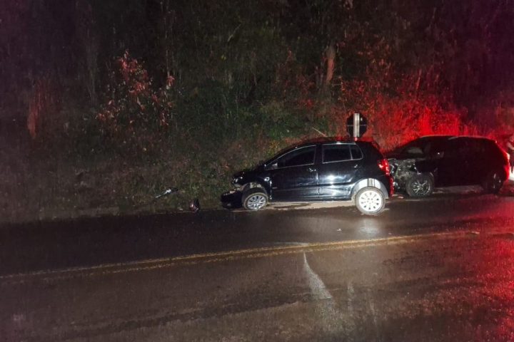 Carro invade contramão e idoso de 76 anos morre na SC-155