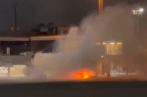 Vídeo: passageiros são retirados de avião às pressas após princípio de incêndio