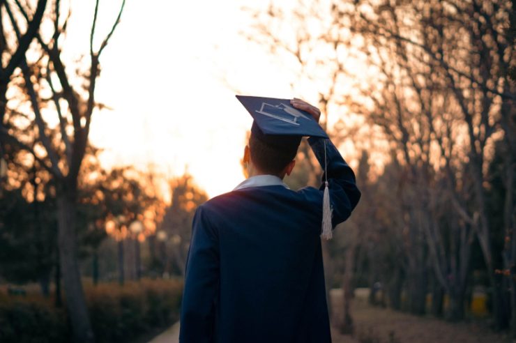Prefeitura abre inscrições para o Auxílio Universitário de Itajaí