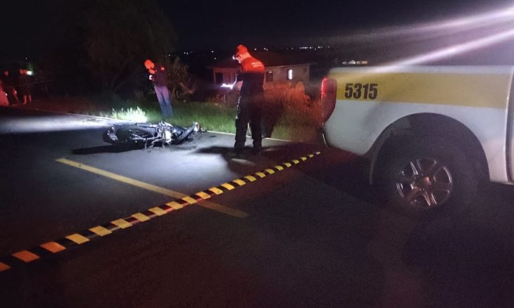 Motociclista morre após atingir trator durante conversão na SC-163