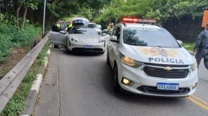 Vídeo: Polícia suspeita que advogado preso com Porsche roubada seja representante do PCC
