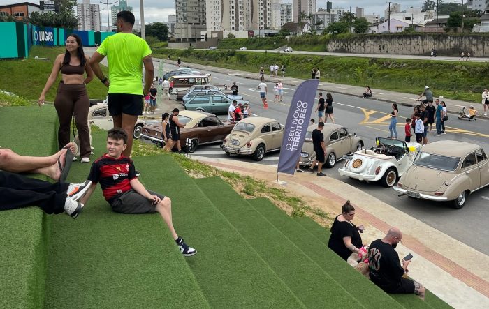 Programação cultural e encontro de carros antigos movimentam Brusque neste domingo