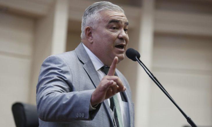 Deputado lidera caminhada “Acorda Santa Catarina” até o Paraná
