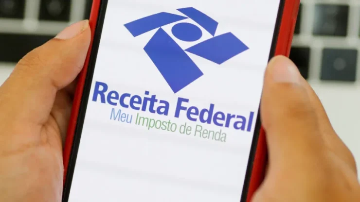 IR 2026: Receita Federal paga 4° lote da restituição