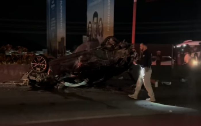 Carro furtado em fuga capota na BR-101 e causa morte de caminhoneiro