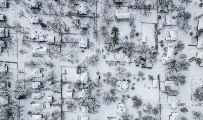 Número de mortos em tempestade de neve histórica sobe para 13