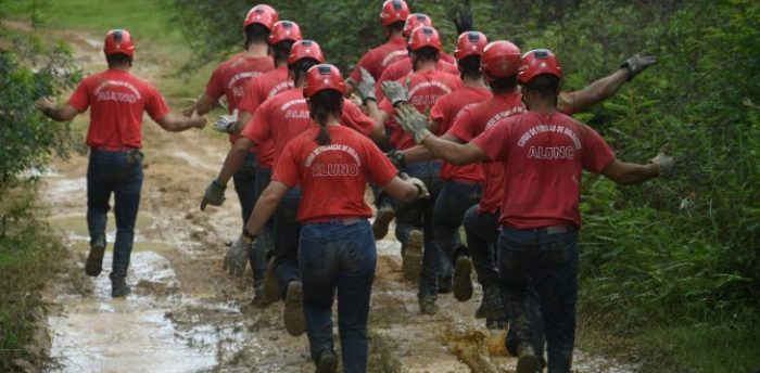 CBMSC abre concurso com salários de até R$ 21 mil; confira edital