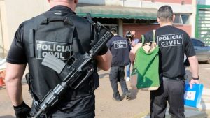 Técnicos de enfermagem são presos suspeitos de aplicar desinfetante e matar pacientes em UTI