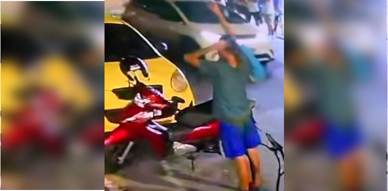 Vídeo: ladrão furta motocicleta em avenida movimentada de Canasvieiras