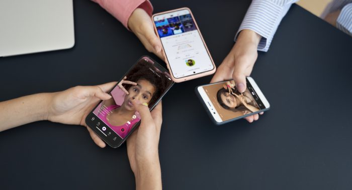 Restrição digital: Meta bloqueia mais de meio milhão de contas de jovens