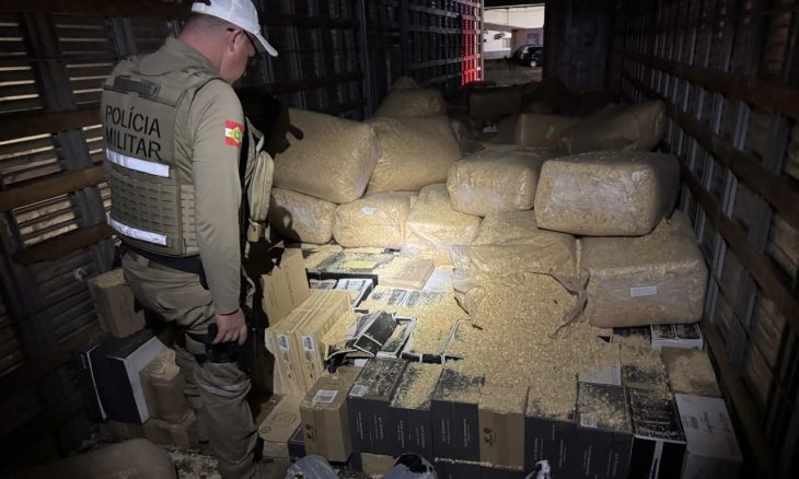 Carga milionária de camarões e vinhos contrabandeados é apreendida na BR-153