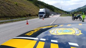 PRF registra interdição parcial na BR-282 em Alfredo Wagner
