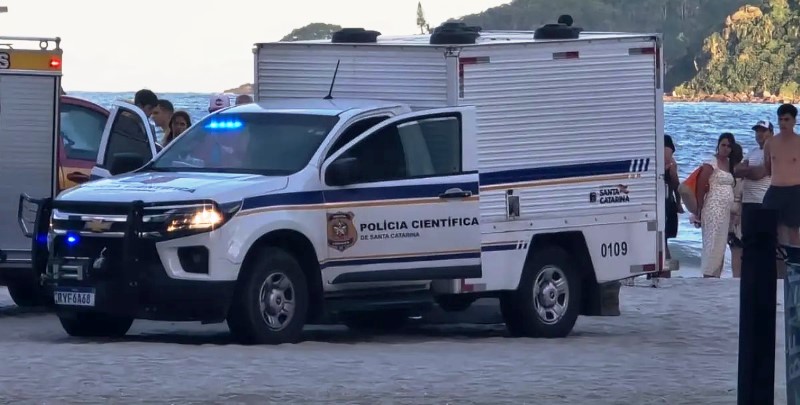 Homem de 27 anos morre afogado na Praia Central de Balneário Camboriú