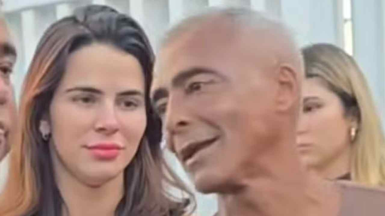 Romário assume novo affair com estudante 35 anos mais jovem