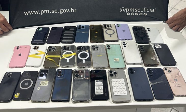 BOPE recupera 29 celulares furtados no Carnaval e prende suspeito