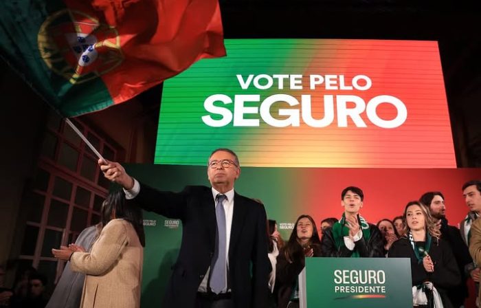 Socialista, José António Seguro, vence as eleições presidenciais em Portugal