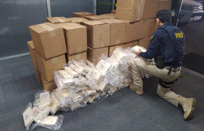 Operação mira responsáveis por 1,3 tonelada de cocaína apreendida na BR-101