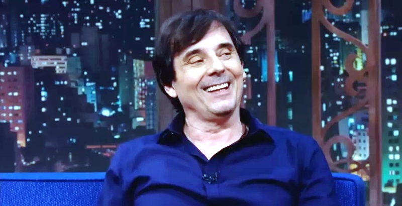 Dublador de Tom Cruise e Nicolas Cage morre aos 72 anos