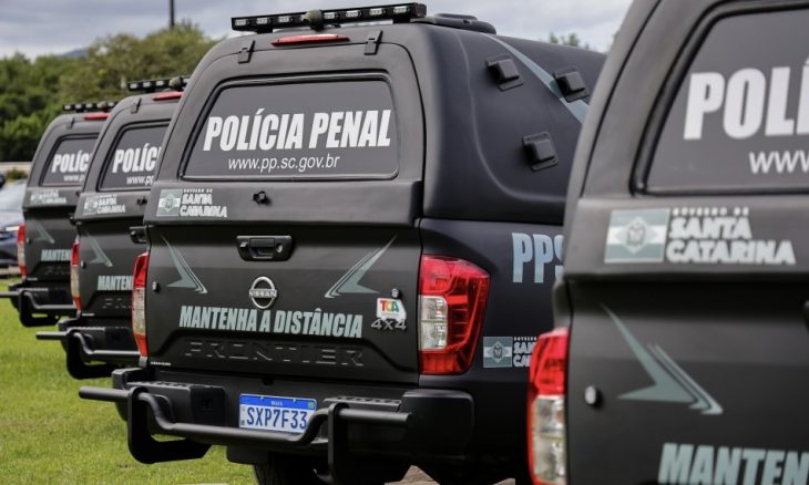 Presos vão trabalhar na roçada e limpeza de cidade catarinense