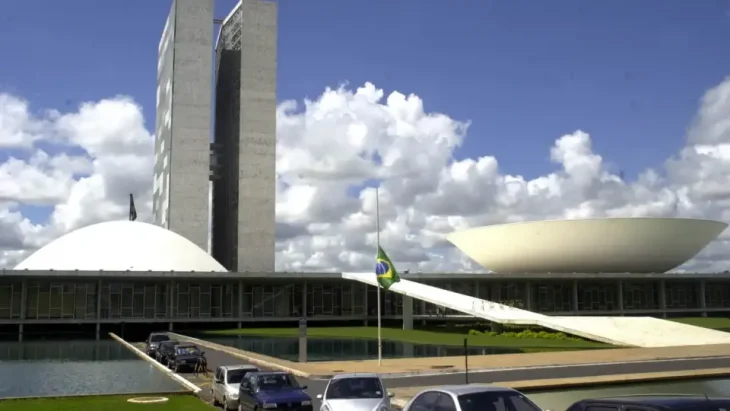 Brasileiros não sabem nomes de parlamentares, diz Datafolha