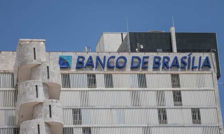 Banco Master: Justiça determina bloqueio de ações do BRB