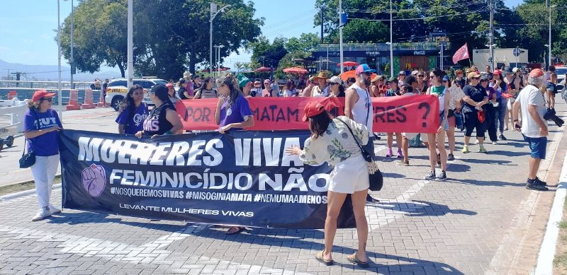 Brasil atinge recorde de feminicídios em 2025: quatro mortes por dia
