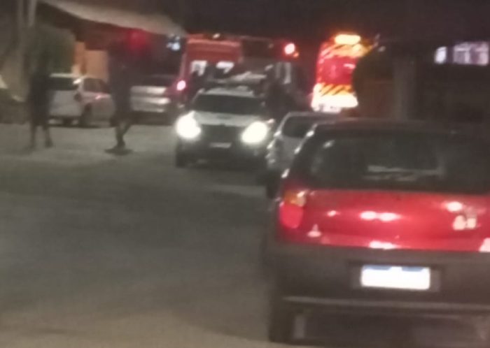 Confronto entre policiais e traficantes termina com suspeito morto