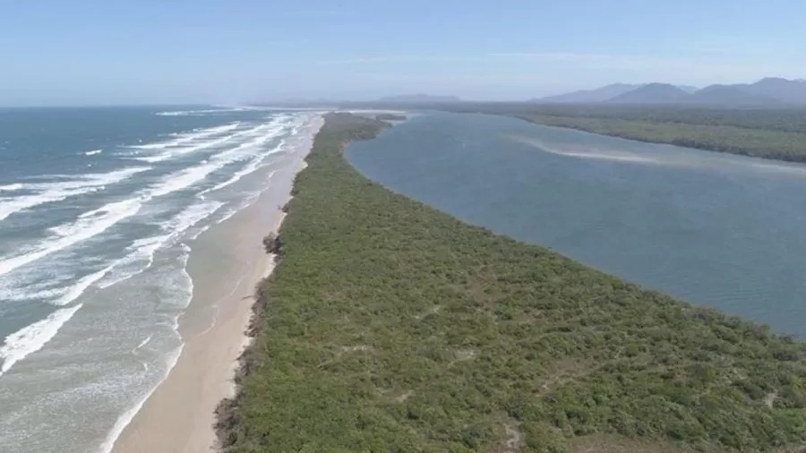 Nova ilha pode surgir no litoral de SP após avanço do mar