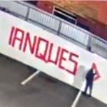 Vídeo: nova pichação em fachada da Havan irrita Luciano Hang