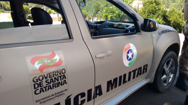 Dois corpos são encontrados no litoral Norte e PM prende suspeitos