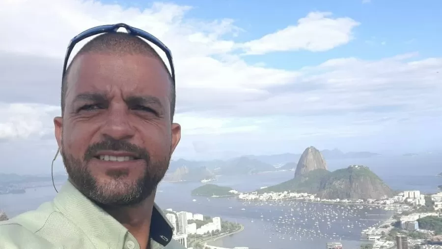 Queda de asa-delta mata duas pessoas em São Conrado
