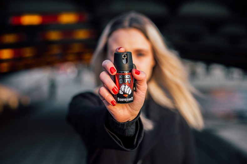 Senado aprova venda de spray de pimenta para mulheres