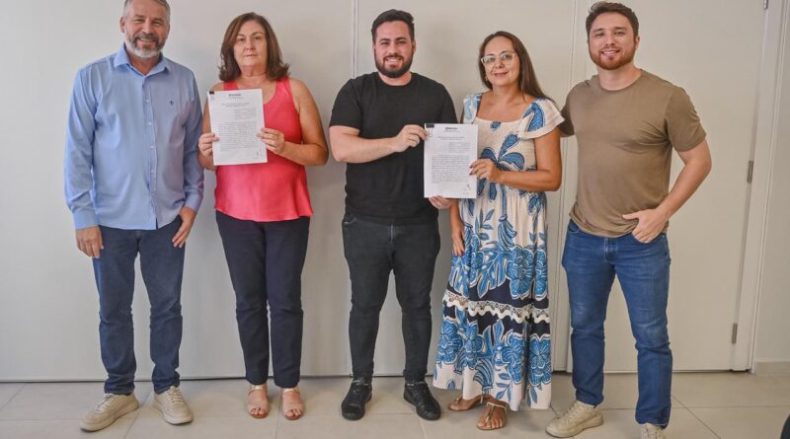 Prefeitura de Biguaçu renova parceria com APAE