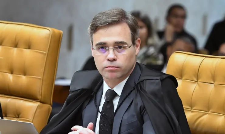 Mendonça manda prorrogar CPMI do INSS