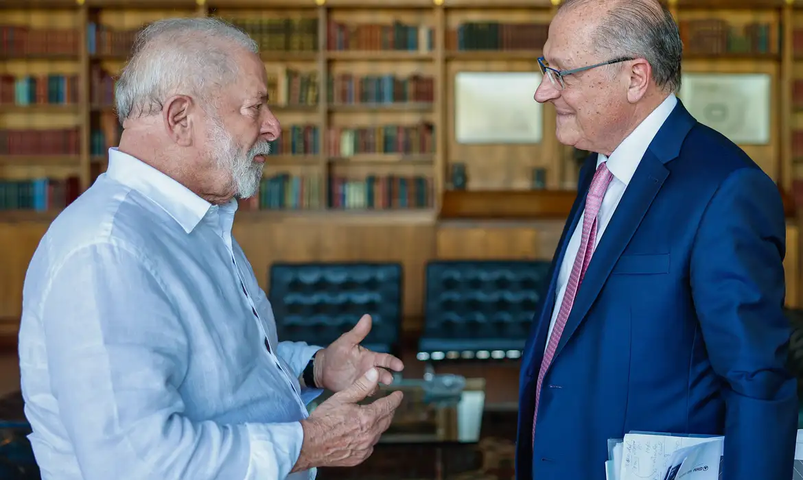 Lula sinaliza manter a dobrinha com Alckmin nas eleições