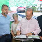 Governo retoma obras no Contorno Norte e visita hospital em Blumenau