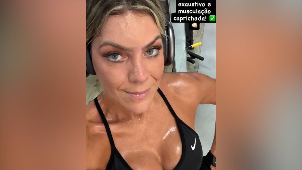 Renata Fan mostra treino intenso e aparece suada nas redes