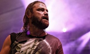 Vocalista de banda de rock é preso após ser condenado por estupro em SC