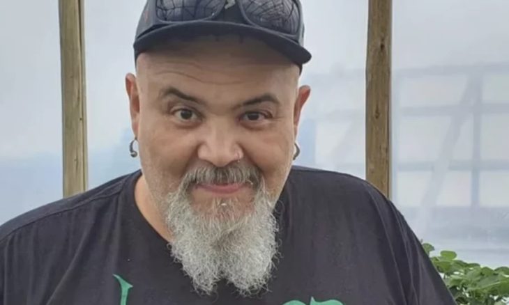 Cantor João Gordo é detido com drogas no aeroporto