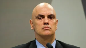 Moraes mira ex-secretário suspeito de vazar dados sobre Dino a jornalista