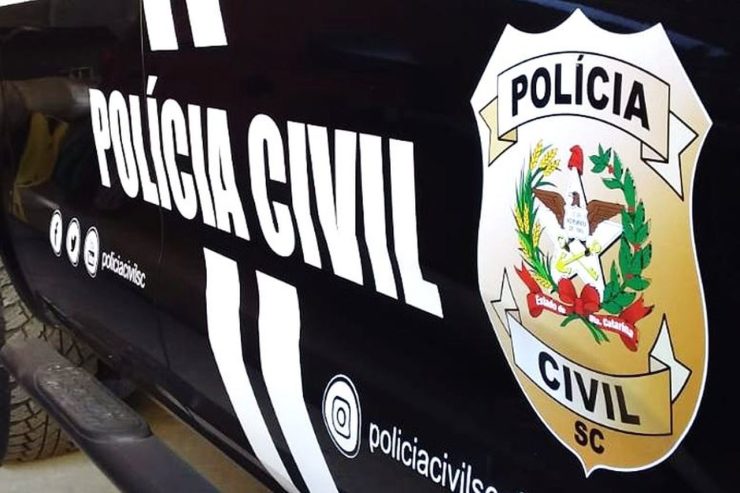 Operação Éris desarticula grupo criminoso e prende foragido em SC
