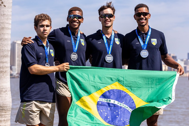 Blumenau conquista ouro no Sul-Americano de remo