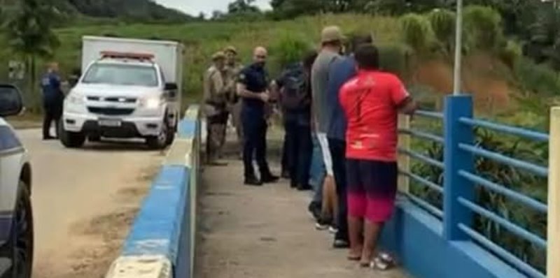 Mistério: corpo de mulher encontrado em sacos de lixo segue sem identidade