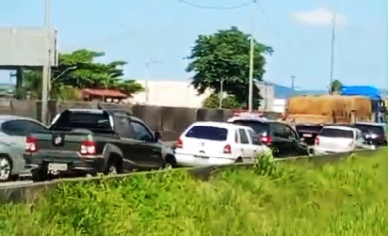 Motociclista morre em acidente na BR-101 em São José