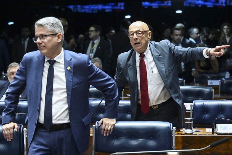 Senado atinge assinaturas para abrir CPI do Banco Master contra Moraes e Toffoli